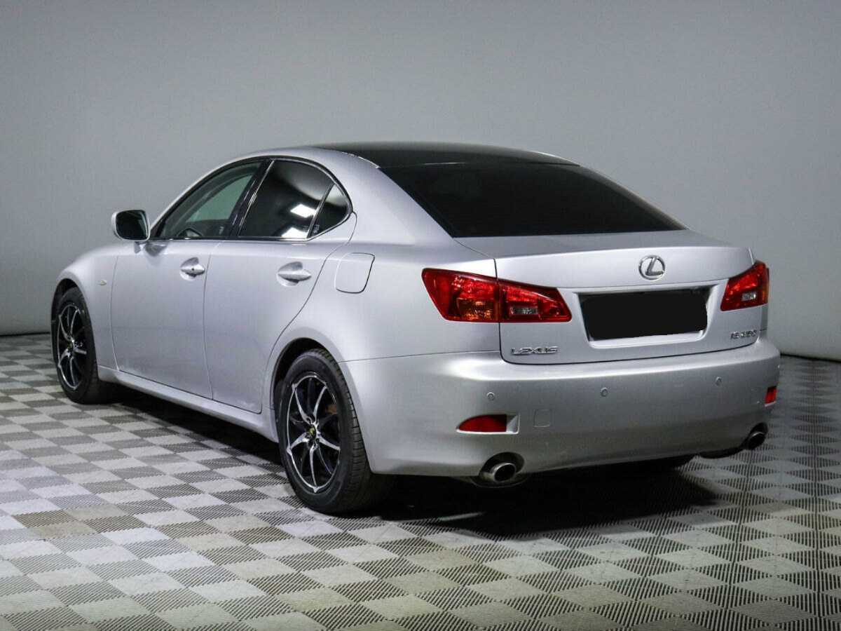 Lexus IS с пробегом — 2007 год. Фото: #5