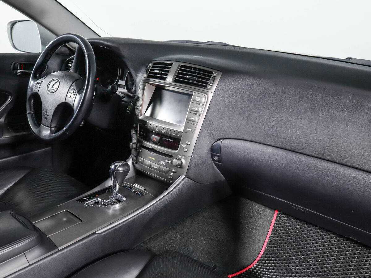 Lexus IS с пробегом — 2007 год. Фото: #6