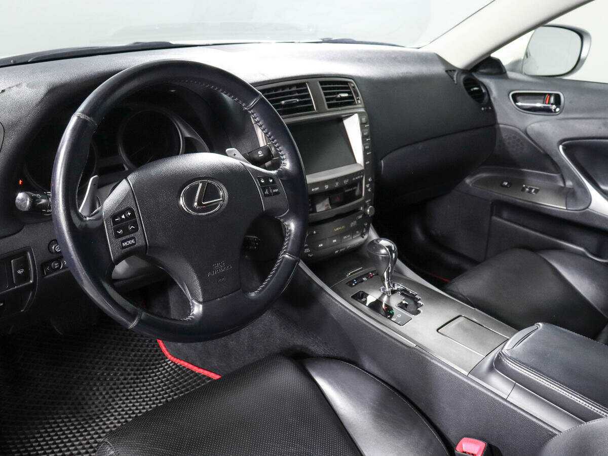 Lexus IS с пробегом — 2007 год. Фото: #11
