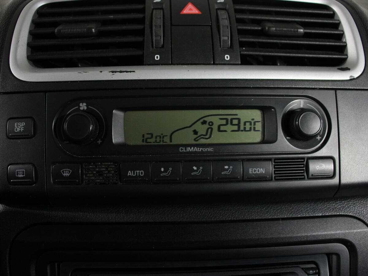 Skoda Fabia с пробегом — 2007 год. Фото: #12