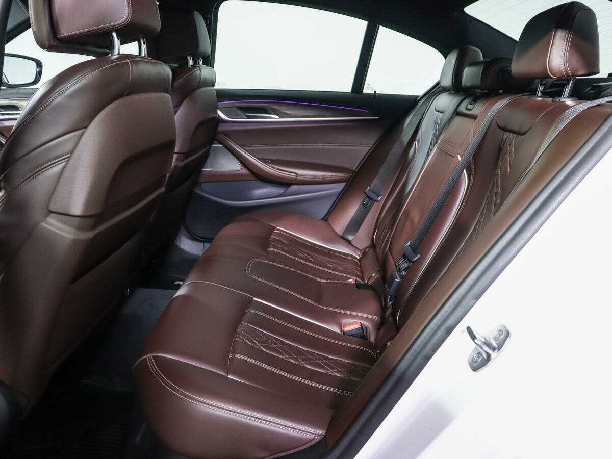 BMW 5 серии с пробегом — 2019 год. Фото: #9