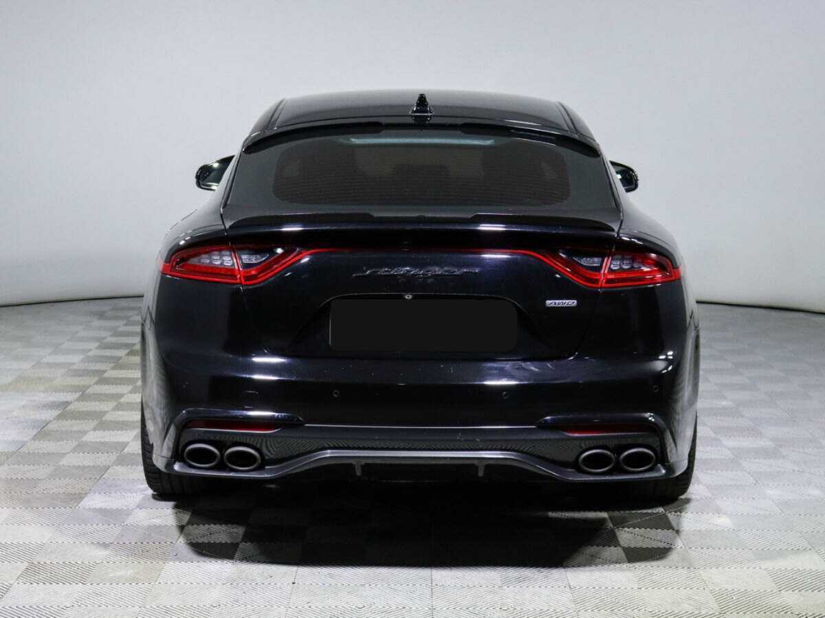 Kia Stinger с пробегом — 2018 год. Фото: #5