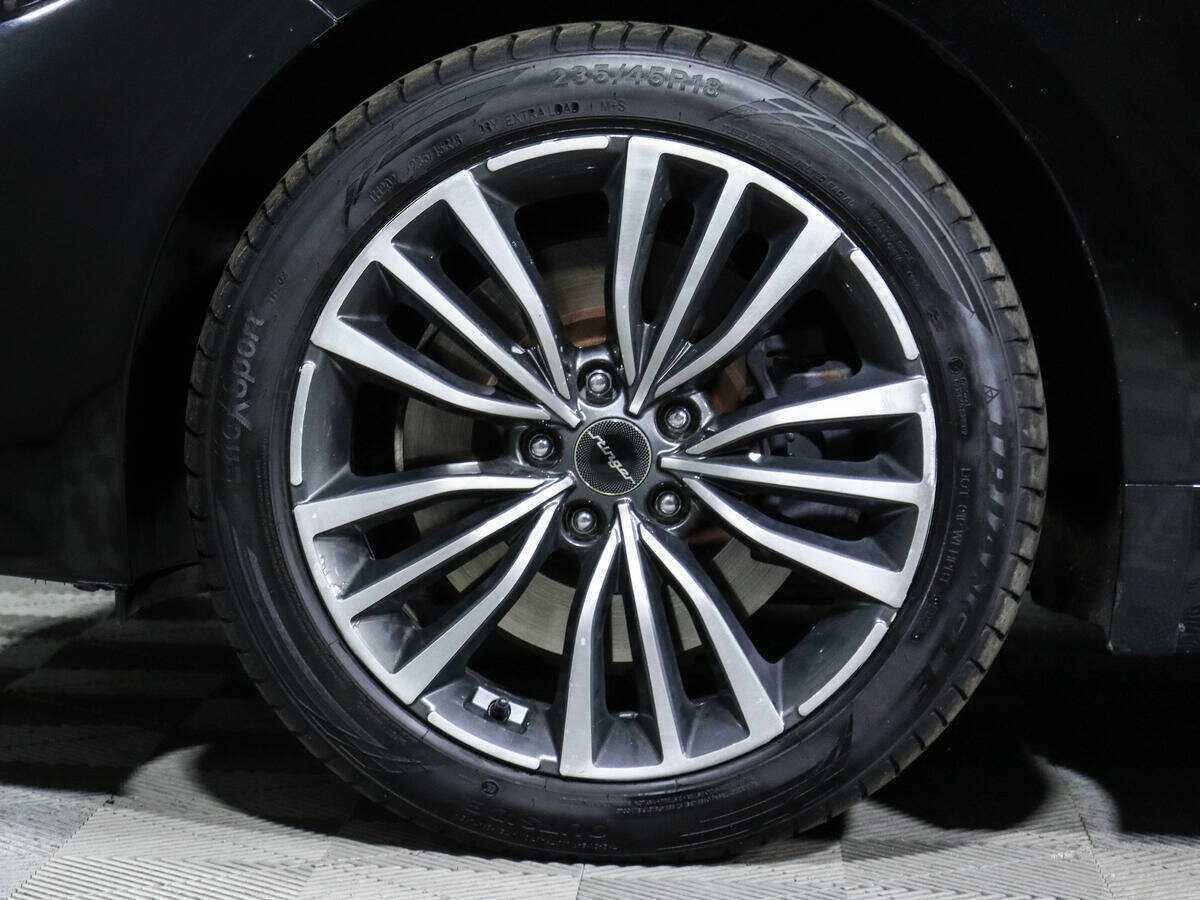 Kia Stinger с пробегом — 2018 год. Фото: #14