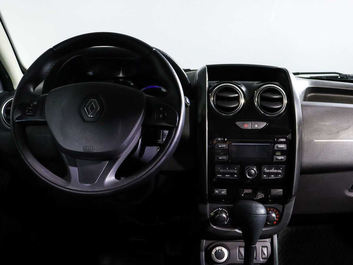 Renault Duster с пробегом — 2016 год. Фото: #9