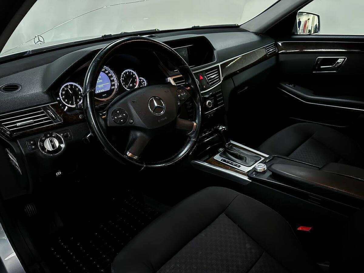 Mercedes-Benz E-Класс с пробегом — 2010 год. Фото: #8