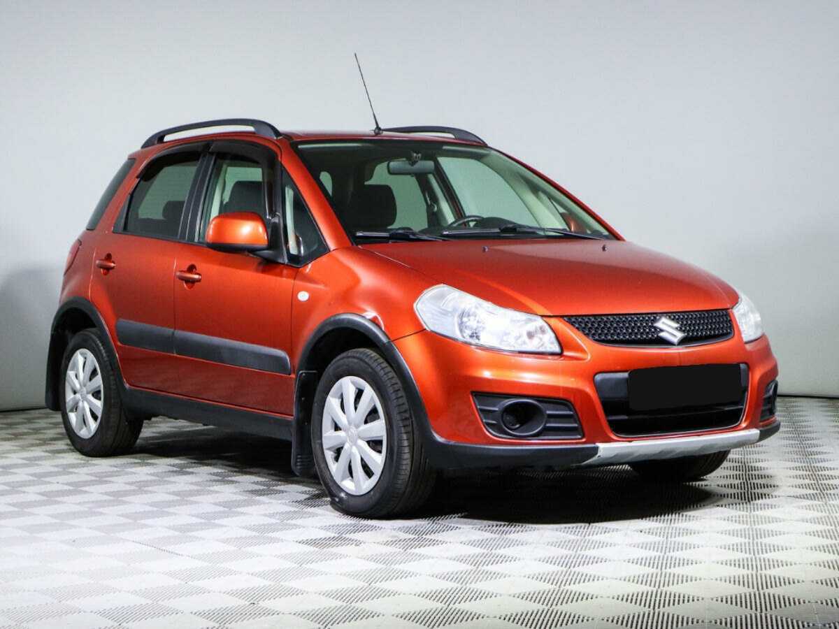 Suzuki SX4 с пробегом — 2012 год. Фото: #2