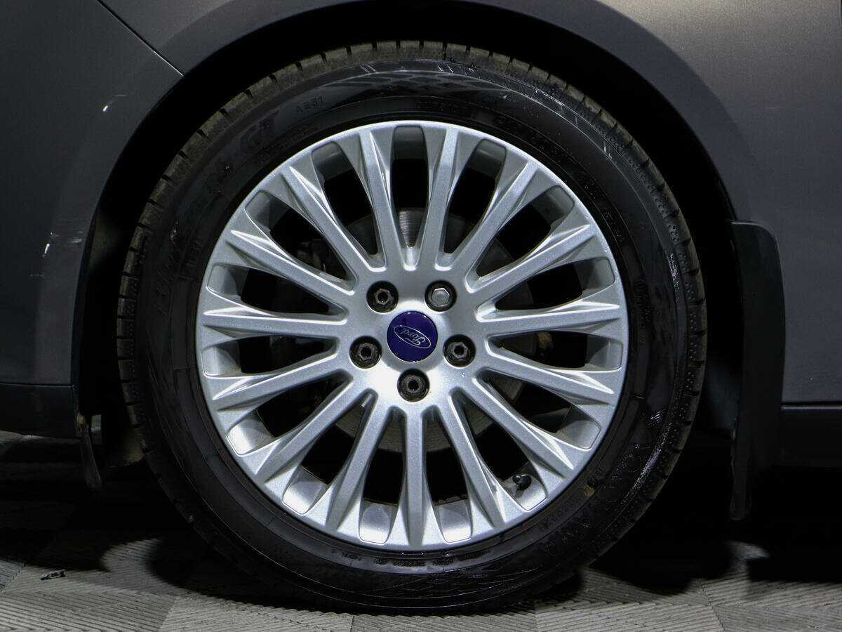 Ford Focus с пробегом — 2012 год. Фото: #13