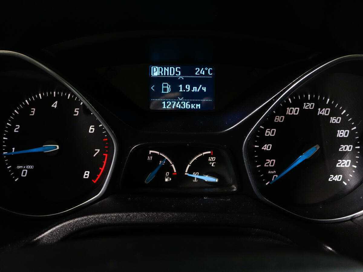 Ford Focus с пробегом — 2012 год. Фото: #8