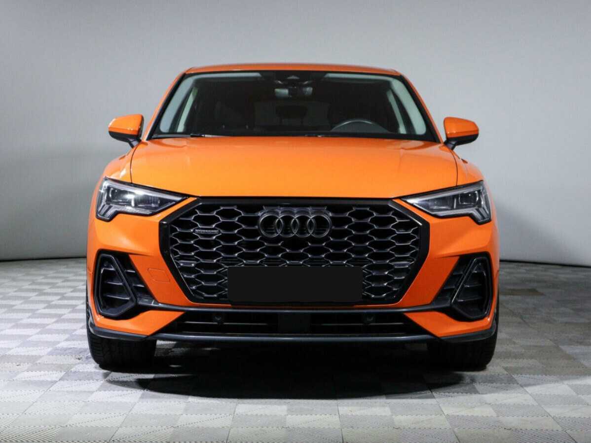 Audi Q3 Sportback с пробегом — 2022 год. Фото: #1