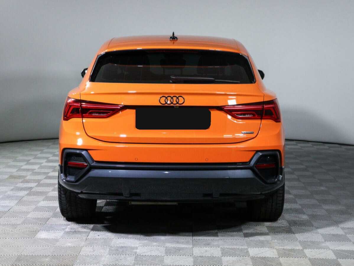 Audi Q3 Sportback с пробегом — 2022 год. Фото: #5