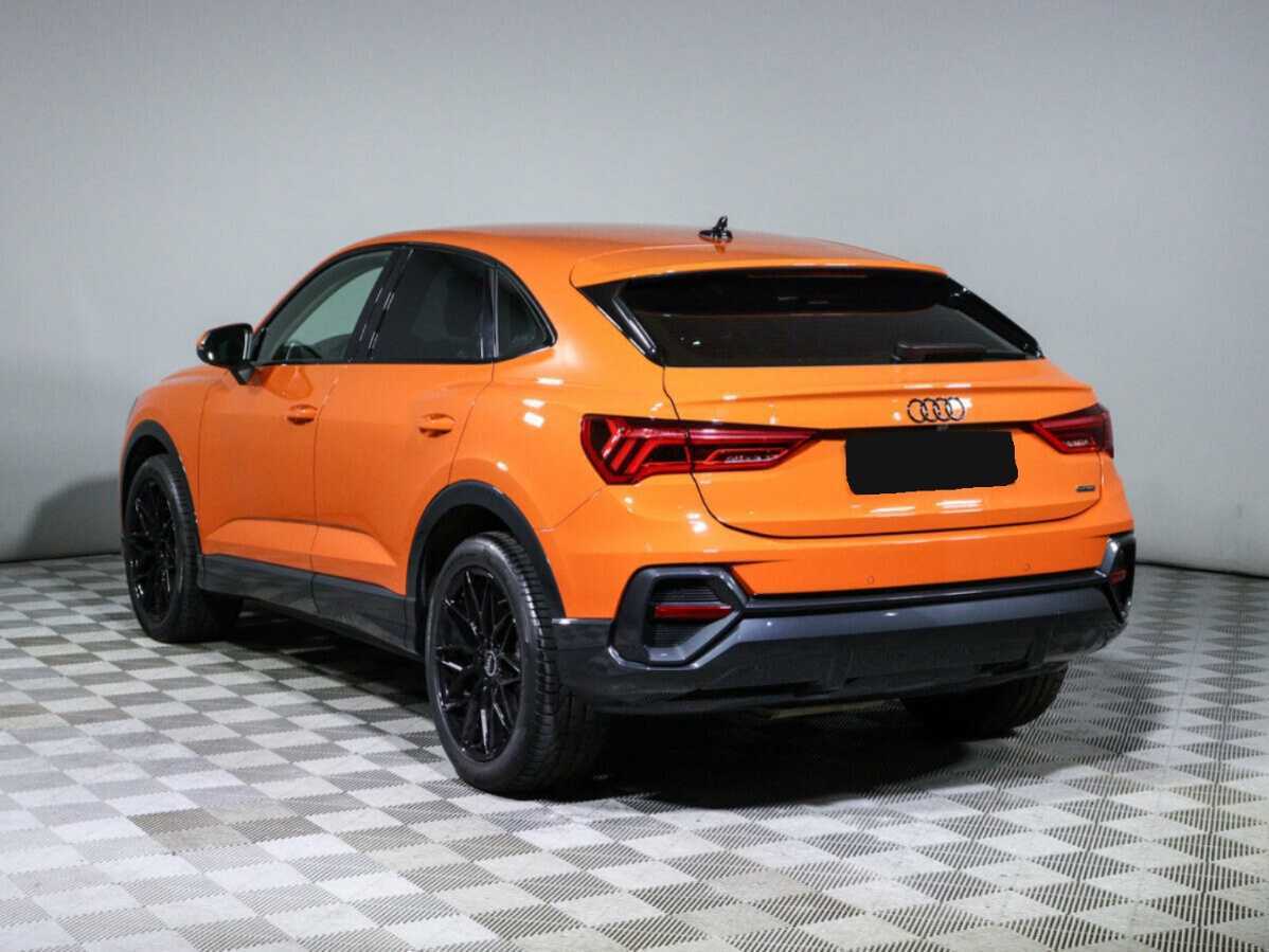 Audi Q3 Sportback с пробегом — 2022 год. Фото: #6