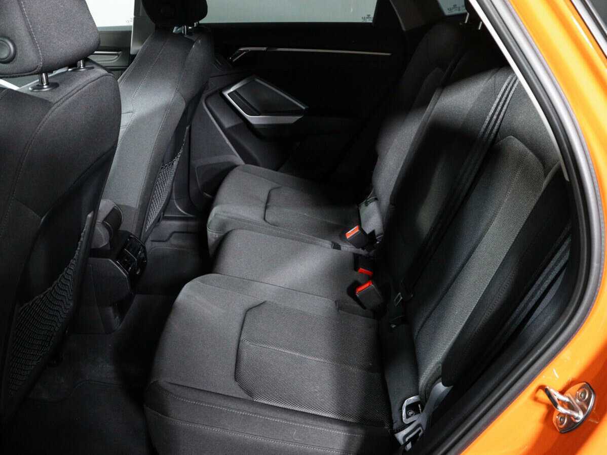 Audi Q3 Sportback с пробегом — 2022 год. Фото: #9