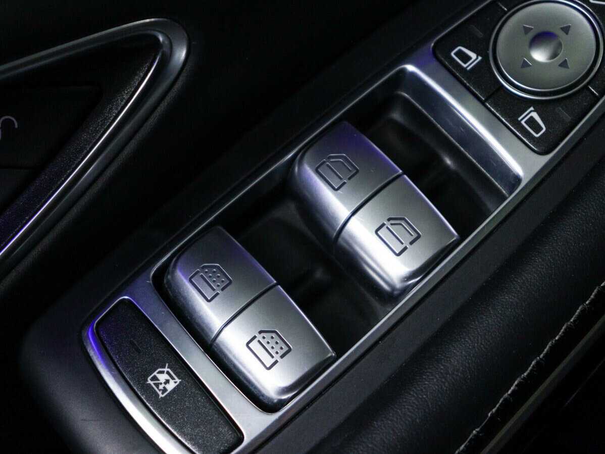 Mercedes-Benz S-Класс AMG с пробегом — 2014 год. Фото: #22