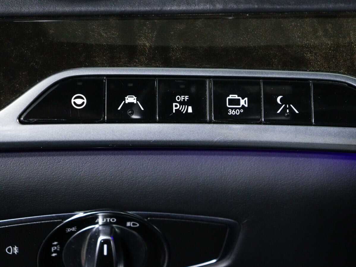 Mercedes-Benz S-Класс AMG с пробегом — 2014 год. Фото: #24