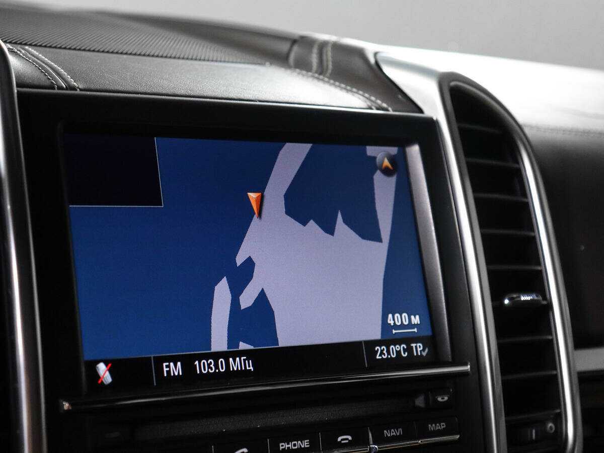 Porsche Cayenne с пробегом — 2015 год. Фото: #20