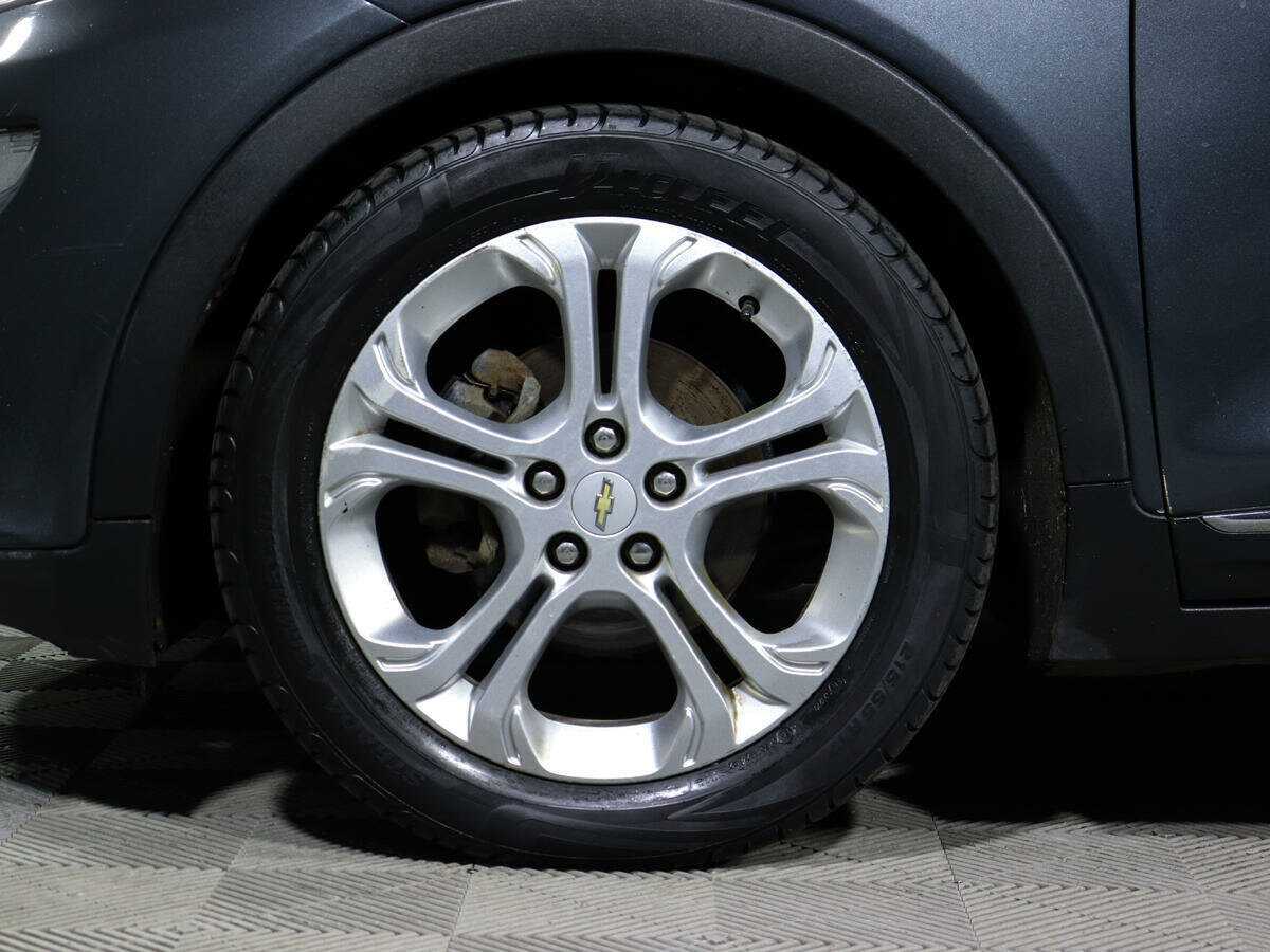 Chevrolet Bolt с пробегом — 2017 год. Фото: #13
