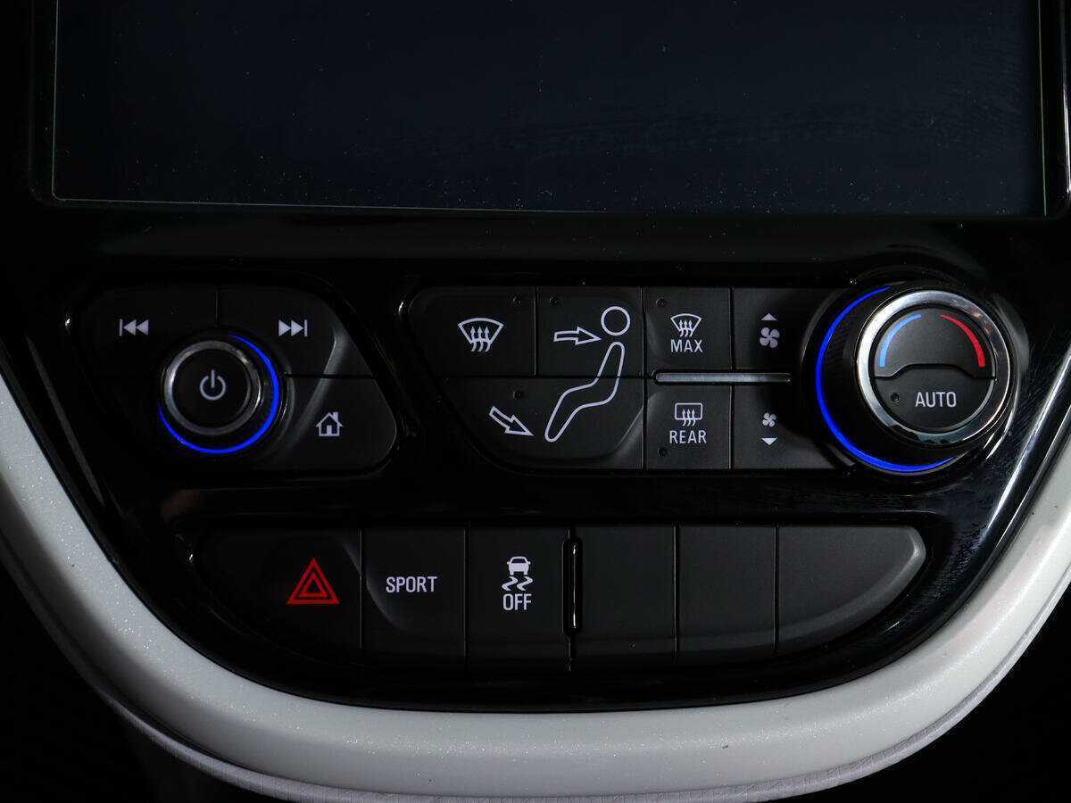 Chevrolet Bolt с пробегом — 2017 год. Фото: #20