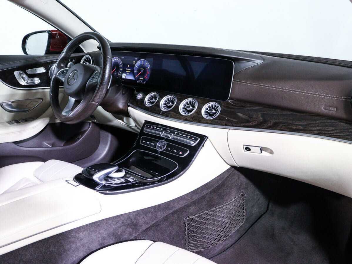 Mercedes-Benz E-Класс с пробегом — 2018 год. Фото: #8