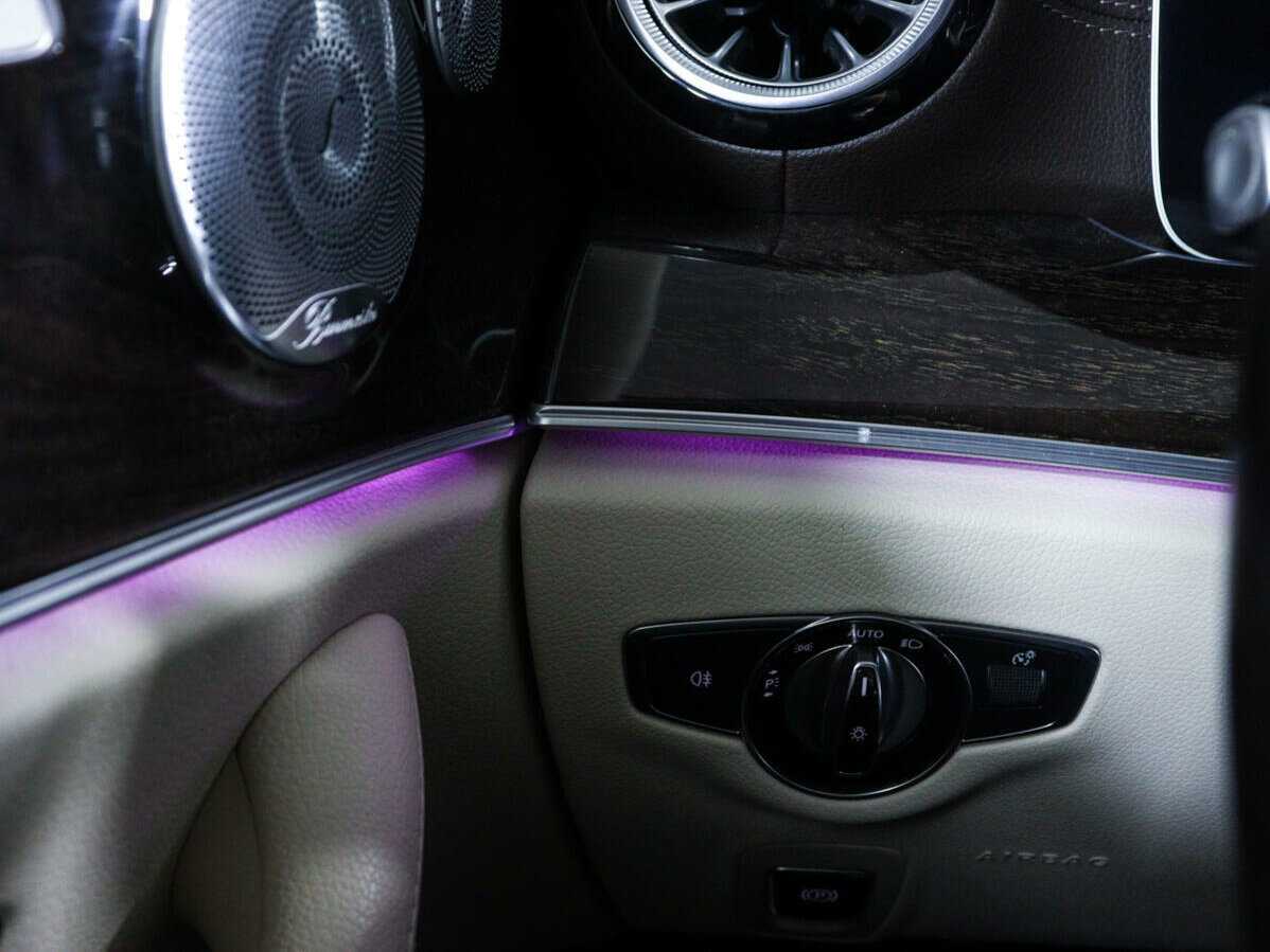 Mercedes-Benz E-Класс с пробегом — 2018 год. Фото: #22