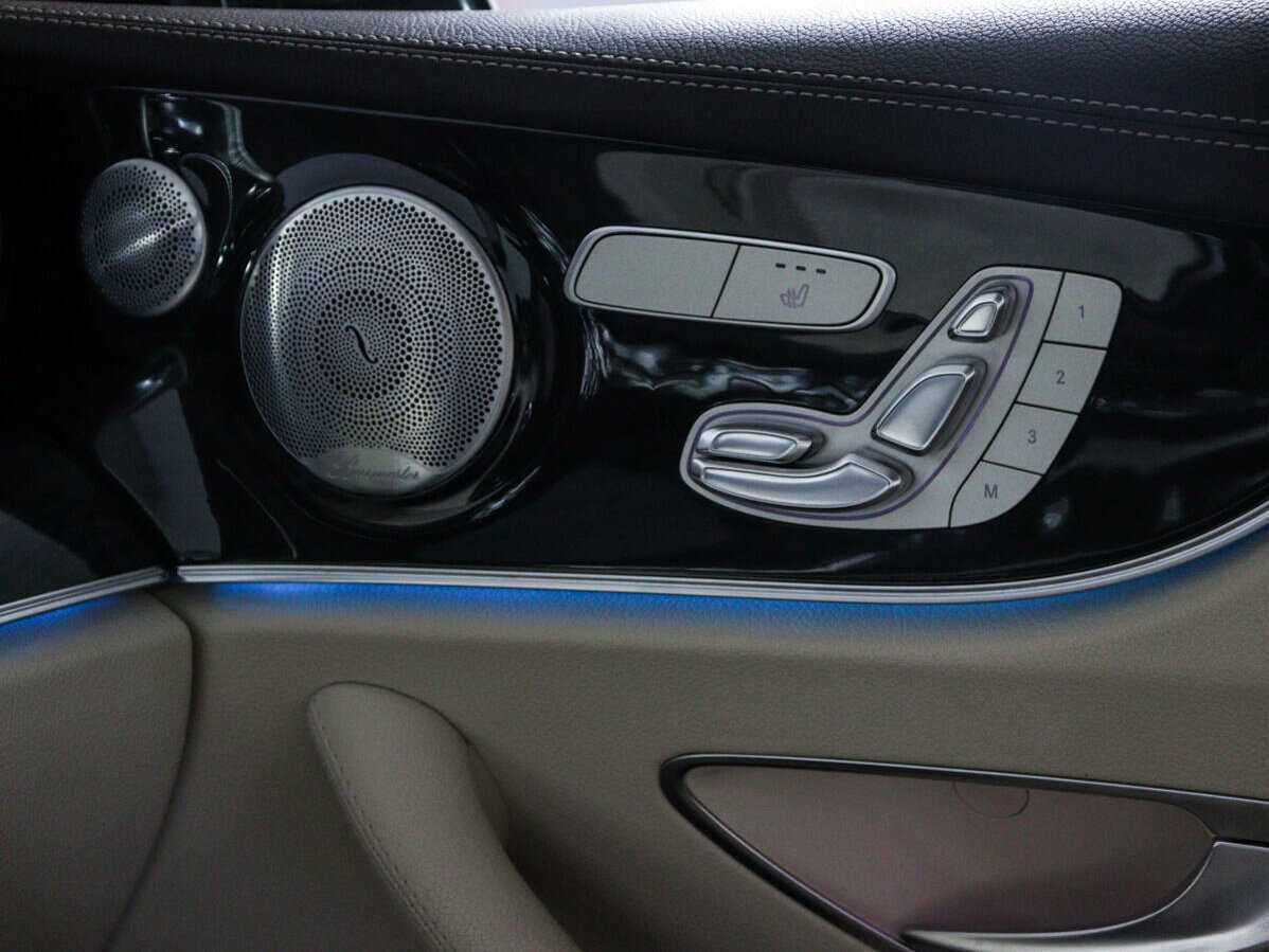 Mercedes-Benz E-Класс с пробегом — 2018 год. Фото: #24