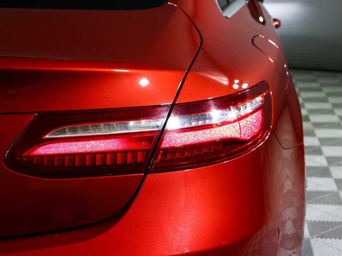 Mercedes-Benz E-Класс с пробегом — 2018 год. Фото: #28