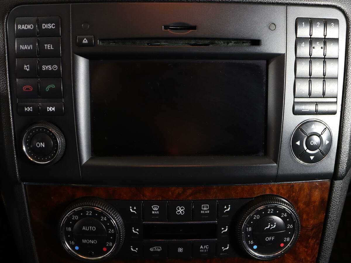 Mercedes-Benz M-Класс с пробегом — 2007 год. Фото: #16