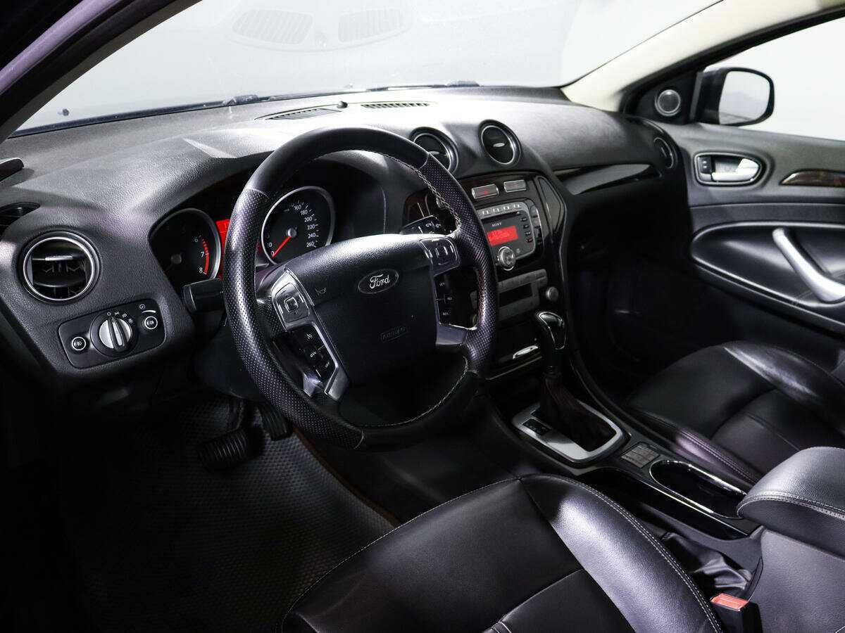 Ford Mondeo с пробегом — 2010 год. Фото: #11