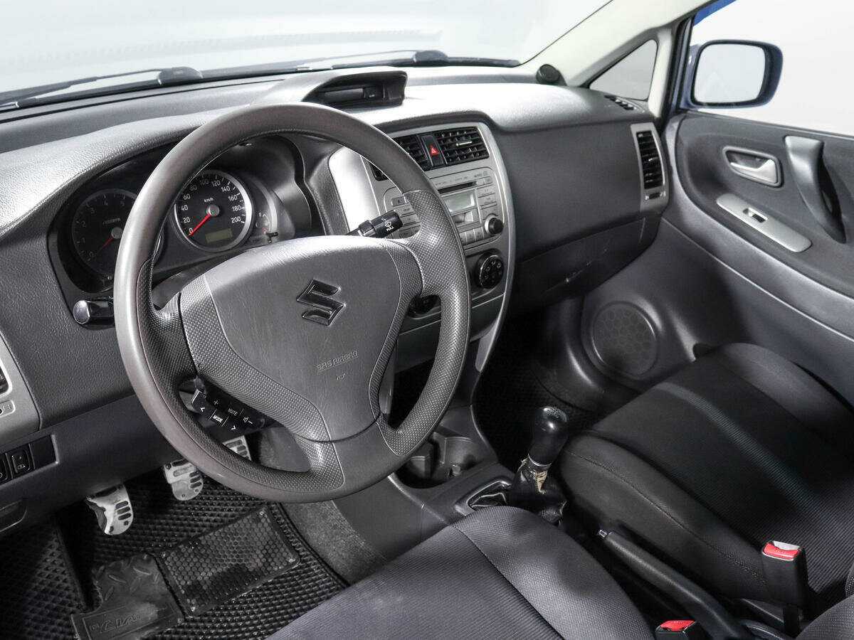 Suzuki Liana с пробегом — 2005 год. Фото: #12