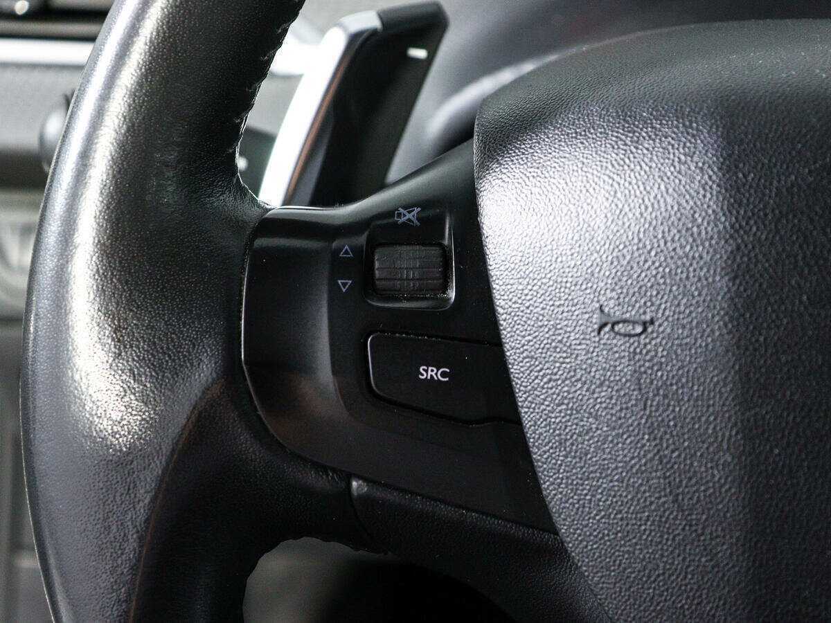 Peugeot 2008 с пробегом — 2014 год. Фото: #14