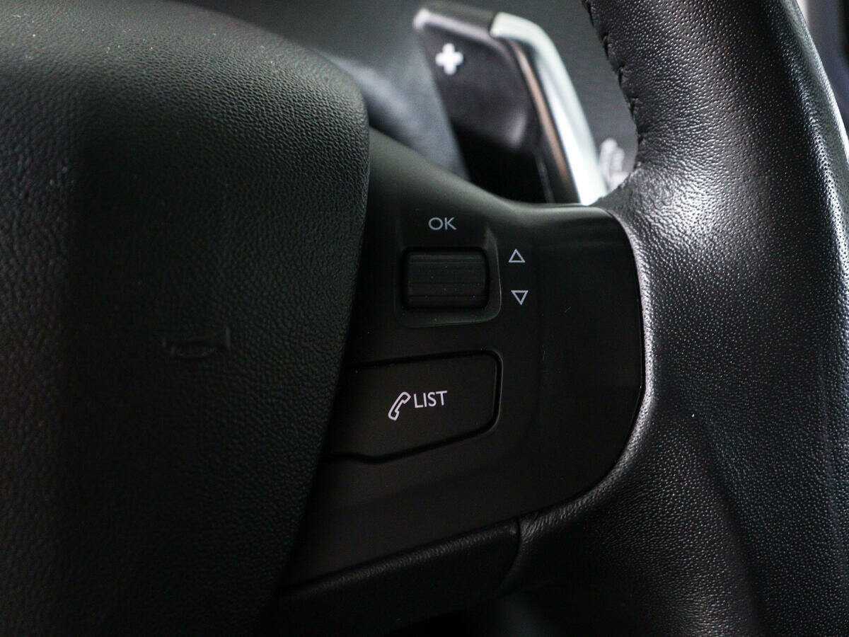 Peugeot 2008 с пробегом — 2014 год. Фото: #15