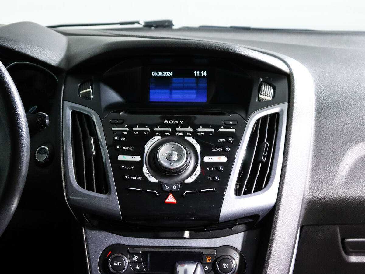 Ford Focus с пробегом — 2011 год. Фото: #12