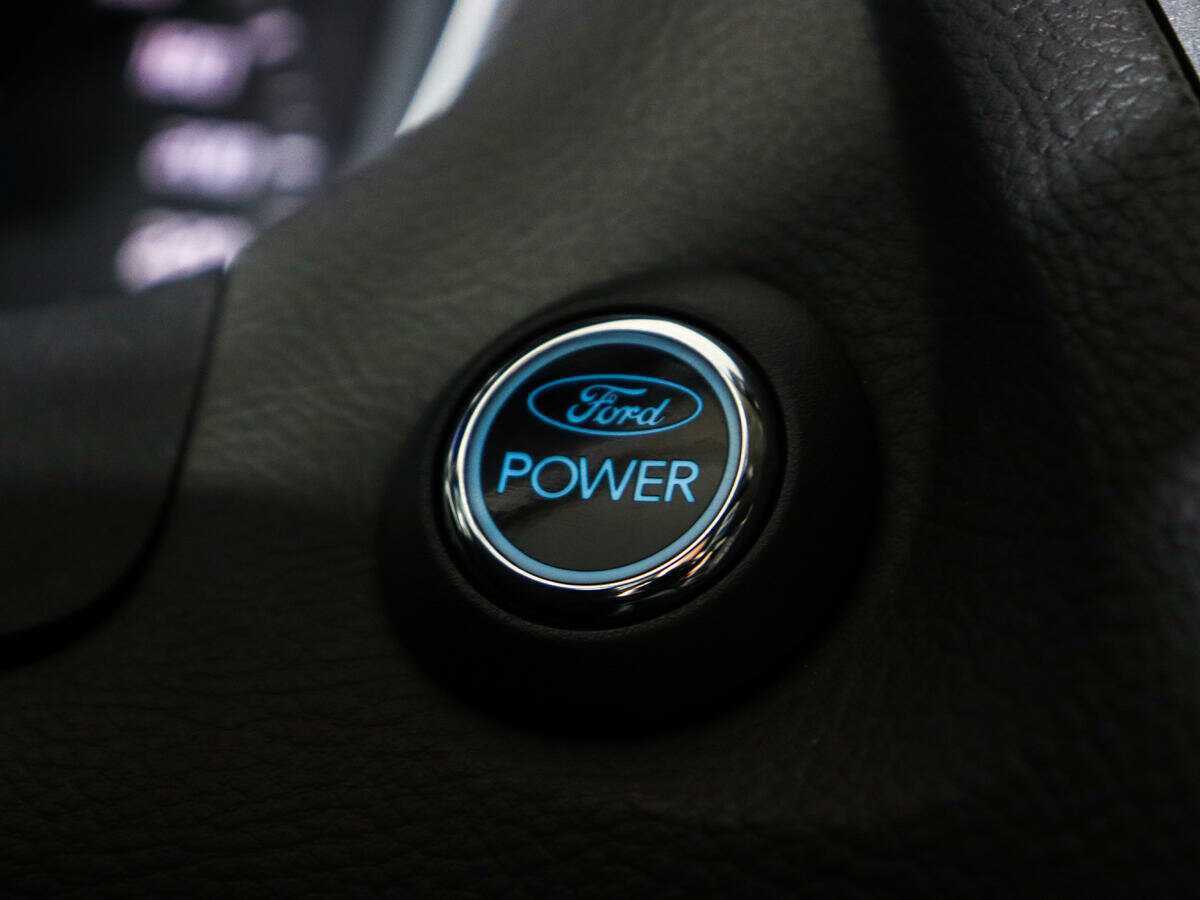 Ford Focus с пробегом — 2011 год. Фото: #15