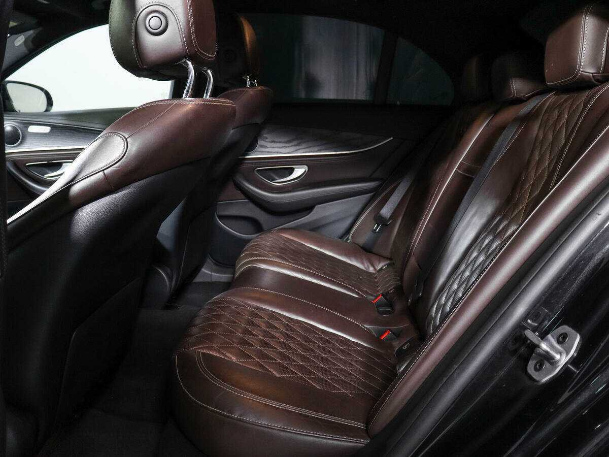 Mercedes-Benz E-Класс с пробегом — 2018 год. Фото: #7