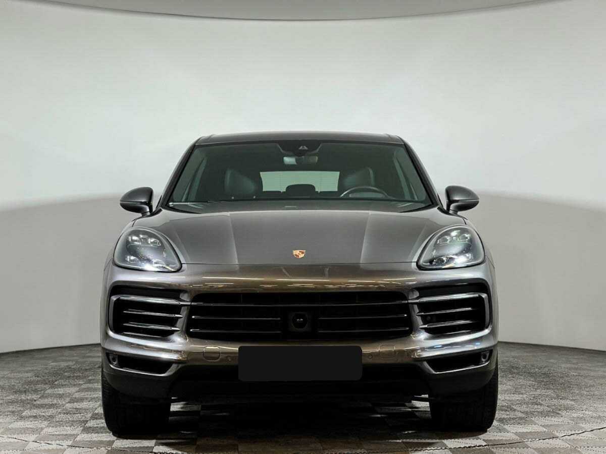 Porsche Cayenne с пробегом — 2018 год. Фото: #1