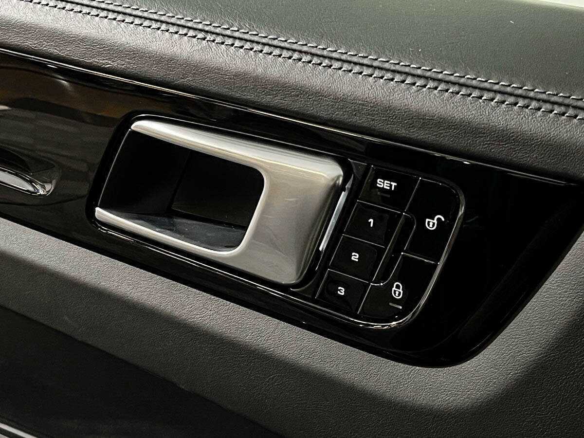 Porsche Cayenne с пробегом — 2018 год. Фото: #14