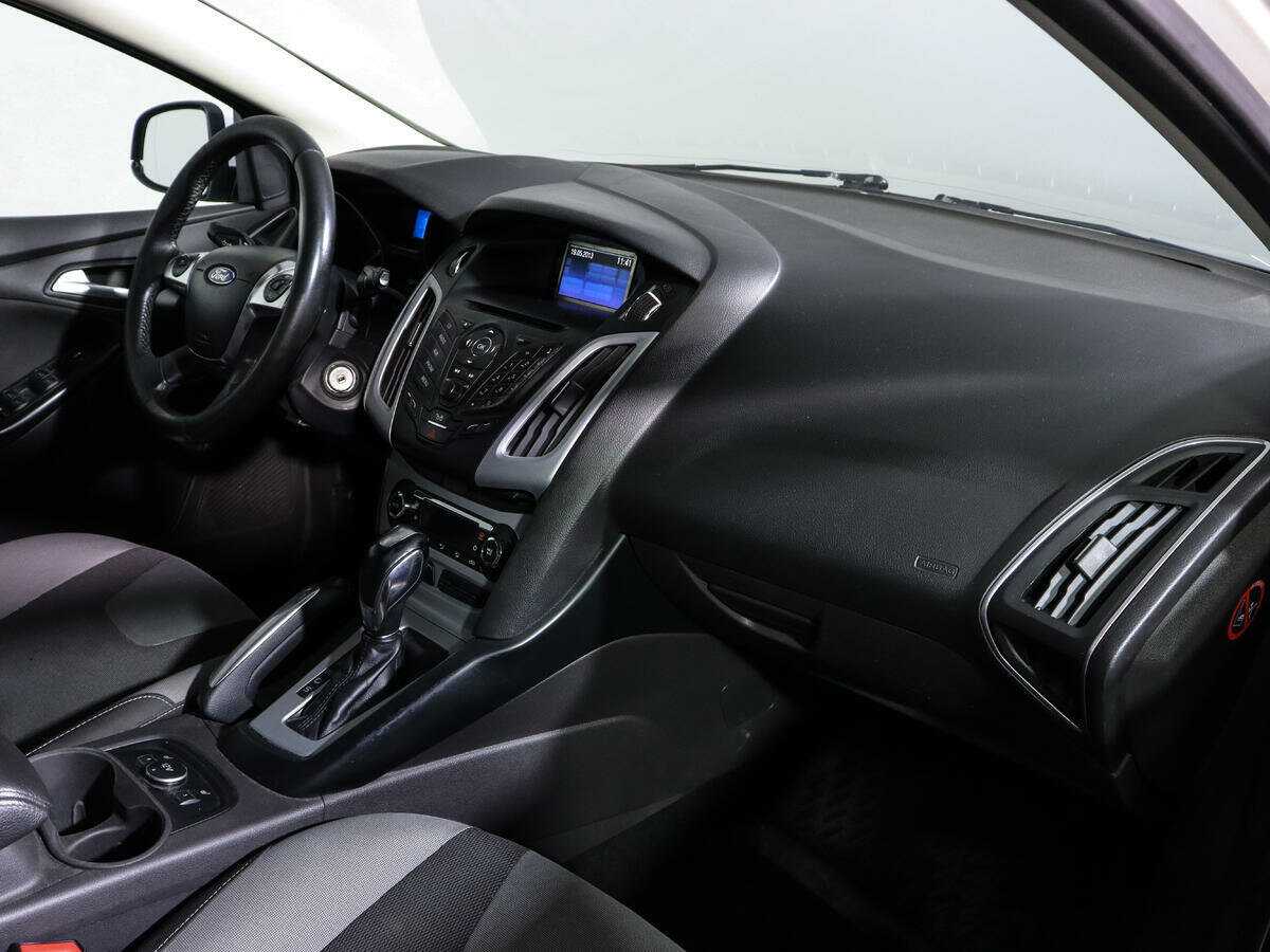 Ford Focus с пробегом — 2013 год. Фото: #8