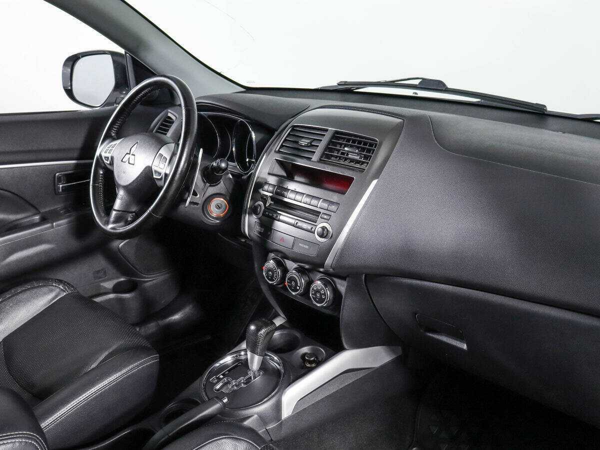 Mitsubishi ASX с пробегом — 2011 год. Фото: #6