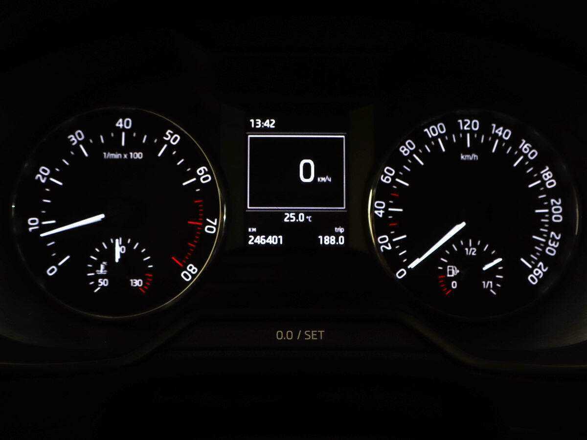 Skoda Octavia с пробегом — 2013 год. Фото: #19