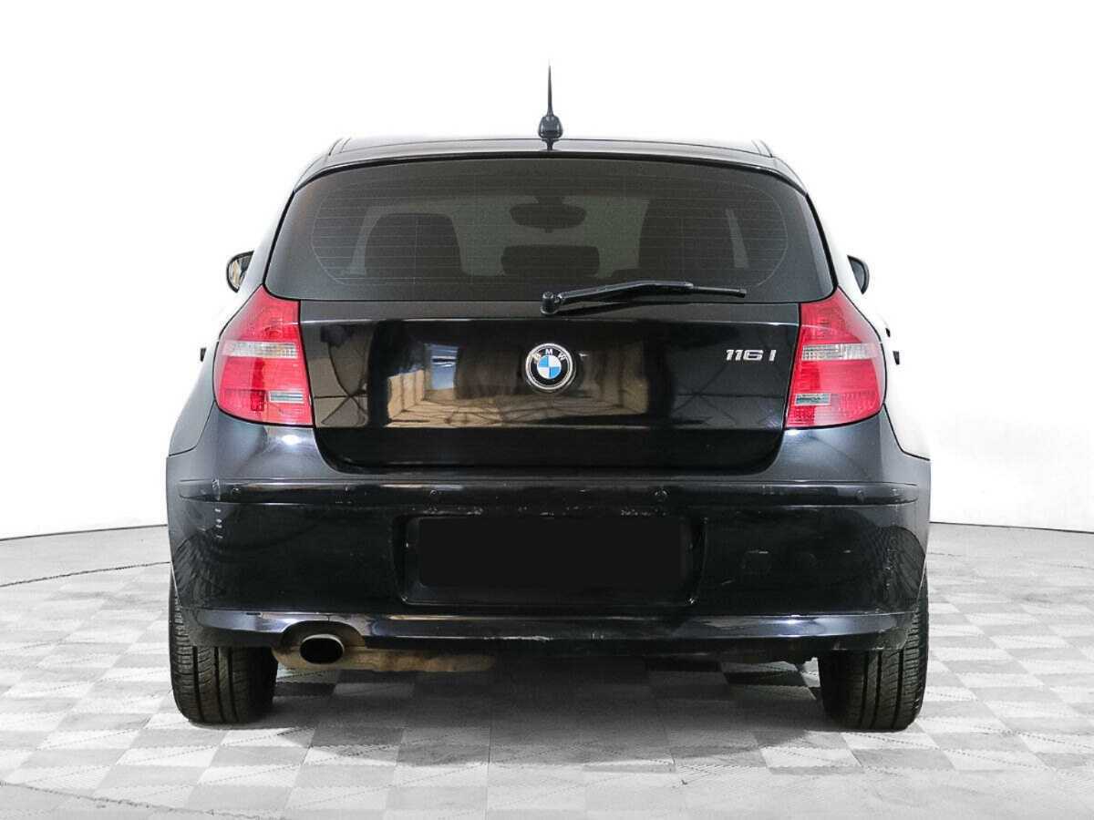 BMW 1 серии с пробегом — 2010 год. Фото: #4