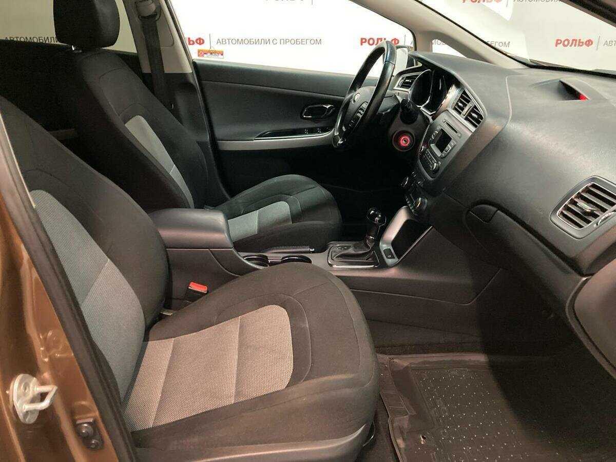 Kia Ceed с пробегом — 2015 год. Фото: #8