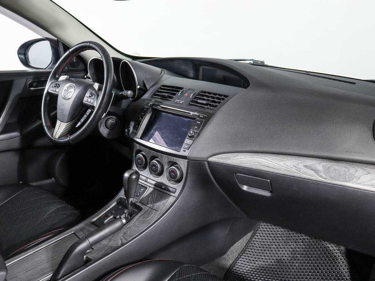 Mazda 3 с пробегом — 2011 год. Фото: #8