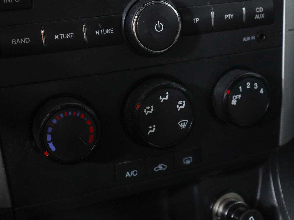 Chevrolet Captiva с пробегом — 2008 год. Фото: #13