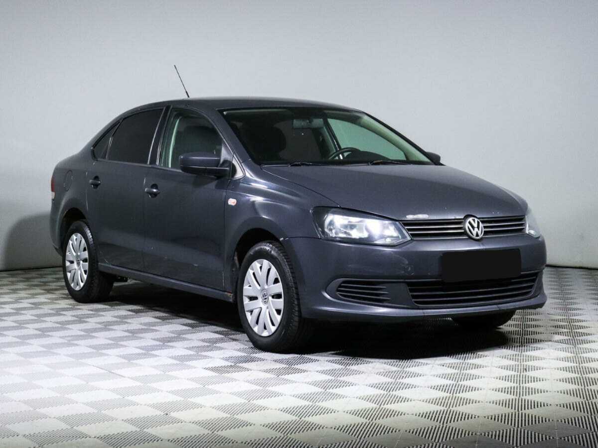 Volkswagen Polo с пробегом — 2011 год. Фото: #2