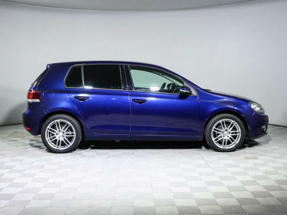 Volkswagen Golf с пробегом — 2009 год. Фото: #3