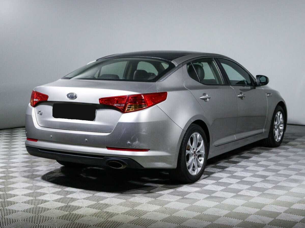 Kia K5 с пробегом — 2011 год. Фото: #3
