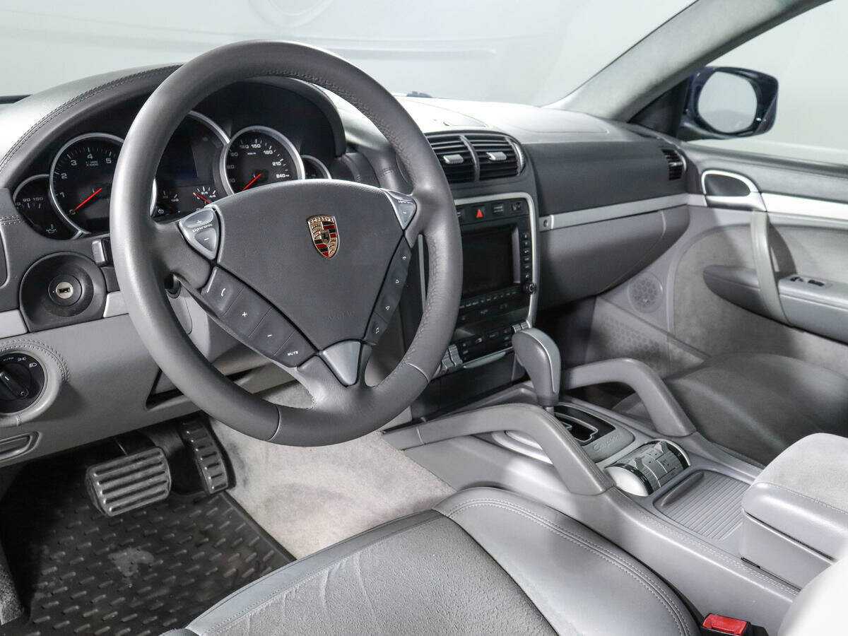 Porsche Cayenne с пробегом — 2008 год. Фото: #12