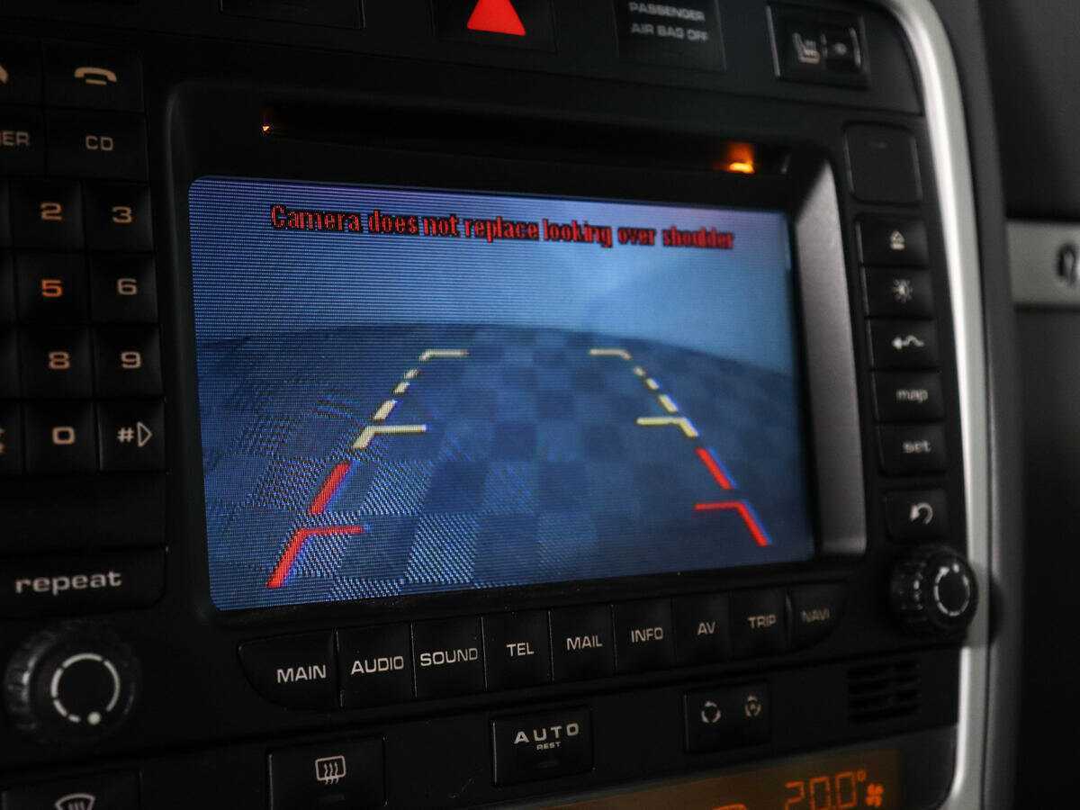 Porsche Cayenne с пробегом — 2008 год. Фото: #17