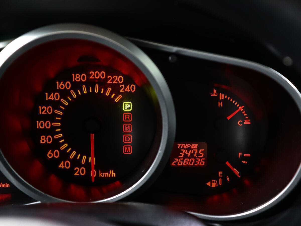 Mazda CX-7 с пробегом — 2007 год. Фото: #10