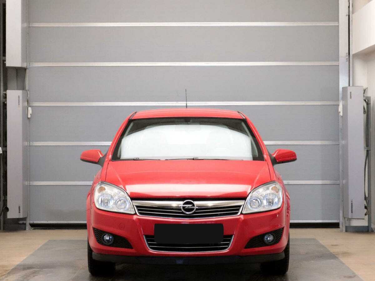 Opel Astra с пробегом — 2007 год. Фото: #1