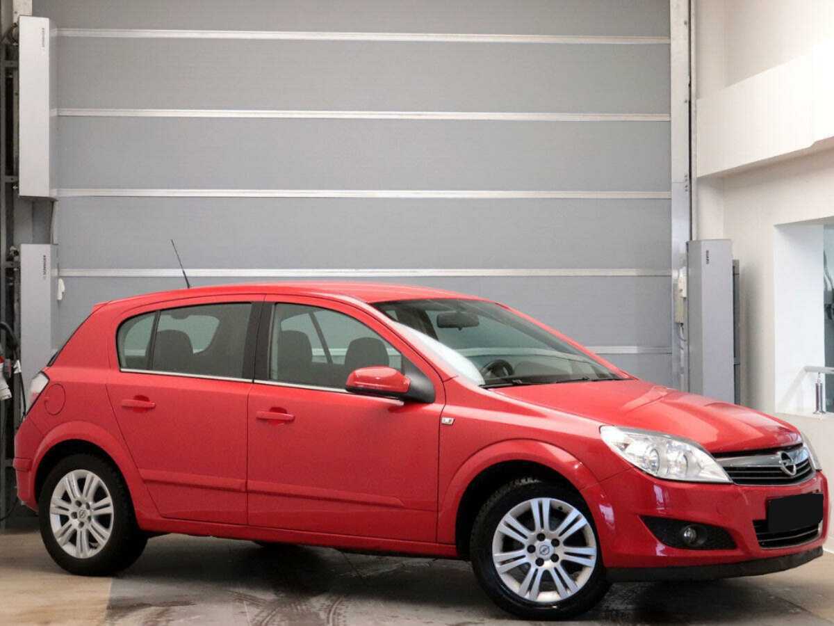 Opel Astra с пробегом — 2007 год. Фото: #2